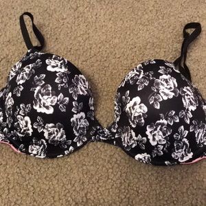 Pink 32D bra